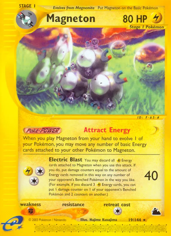 Magneton Rare Pokemon card #19 from Skyridge